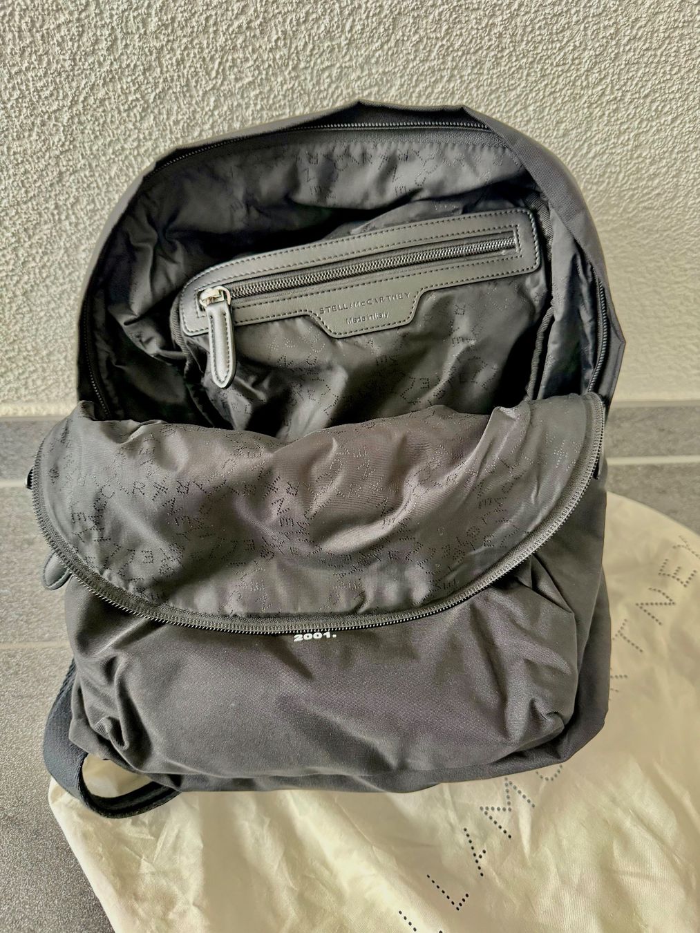 Zaini: Stella McCartney Rucksack Falabella Logo Go – Usato da Liebefeld venduto da pia_bern 4