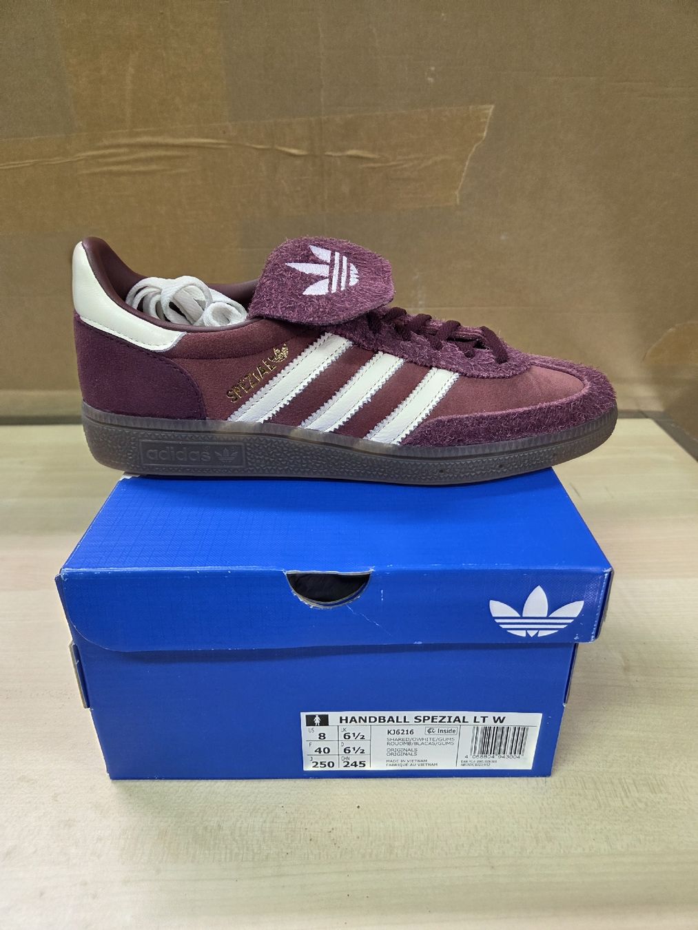 Adidas Scarpe da donna: Handball Spezial LT W – Nuovo e nell'imballaggio originale da Maroggia venduto da MarDoni
