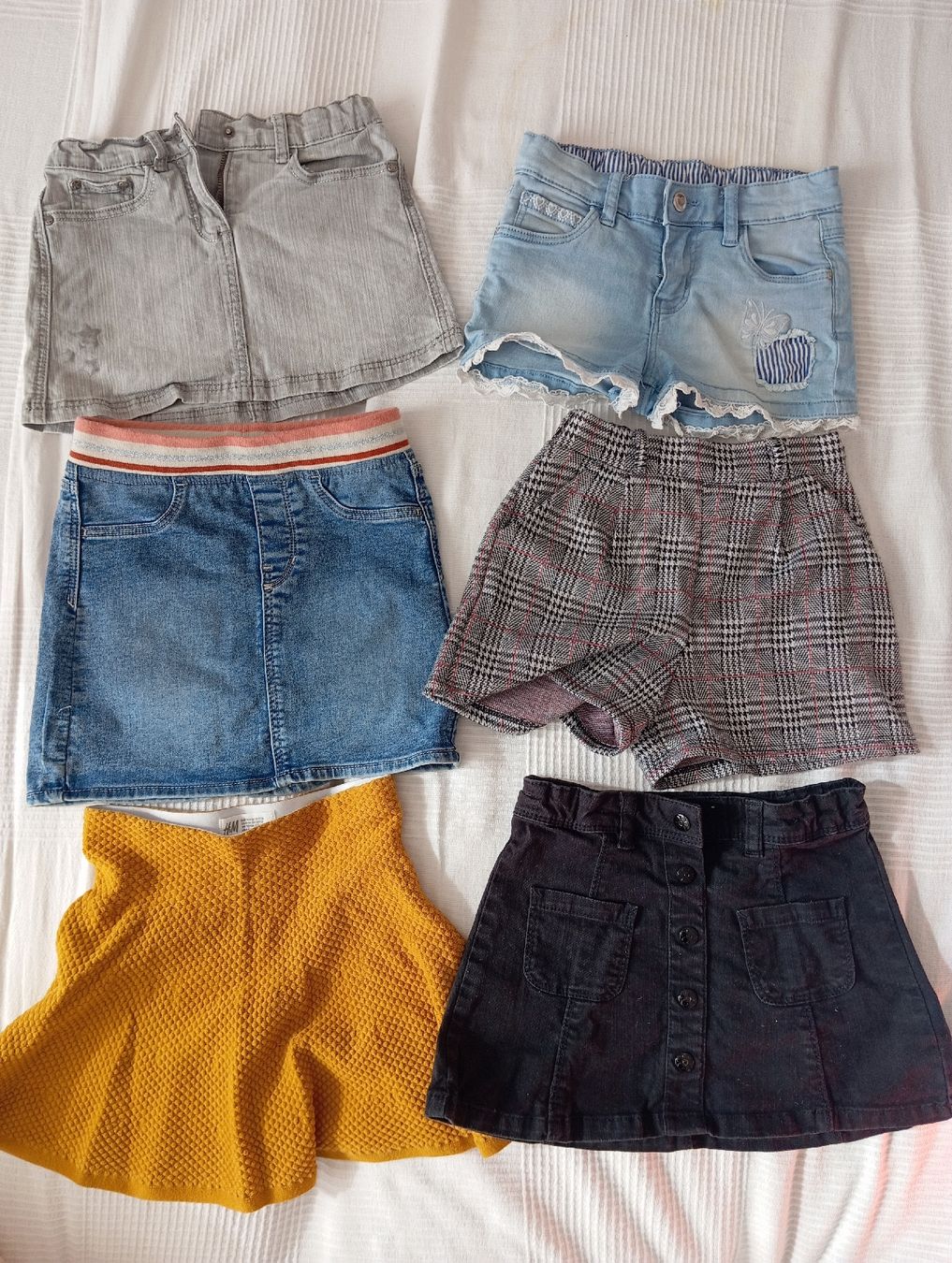 Lotti & Set di vestiti: Röckli, Shorts 122/128/134 – Usato da Bischofszell venduto da Mama_x