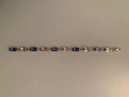 Edles Armband  mit funkelnden Zirkonia Steine