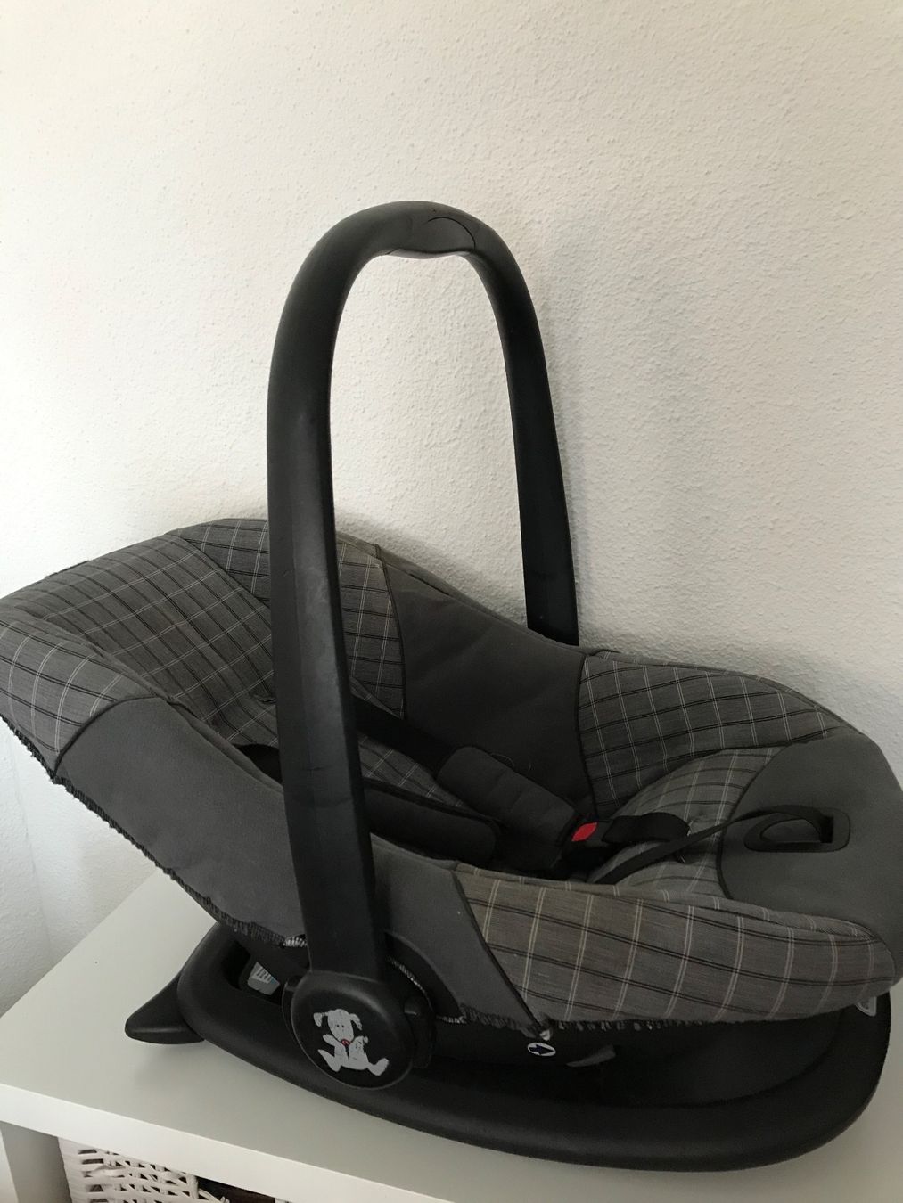 Seggiolini per auto: Babyschale Transport Schale – Usato da Emmenbrücke venduto da Hathor123 4