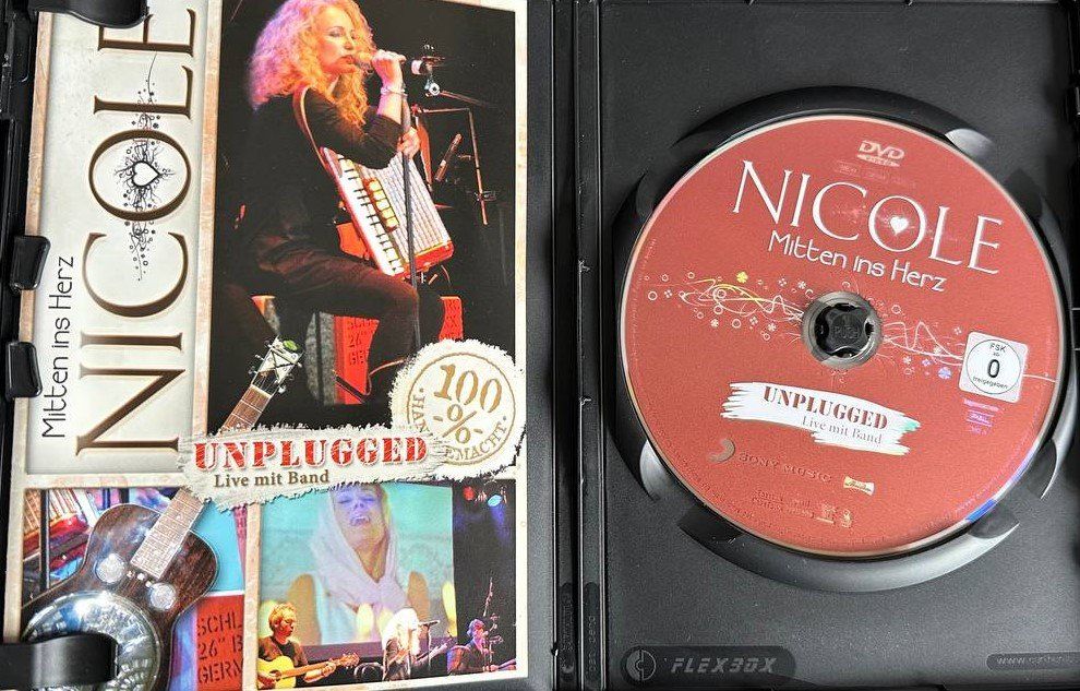 Tutti i DVDs: Nicole - Mittens ins Herz - Unplugged - DVD – Usato da Beringen venduto da Mantafisch1 2