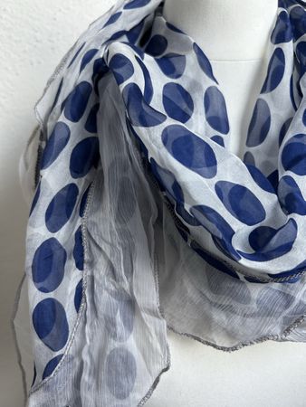 Sommerlicher Damen-Schal mit blauem Punktmuster, Top!