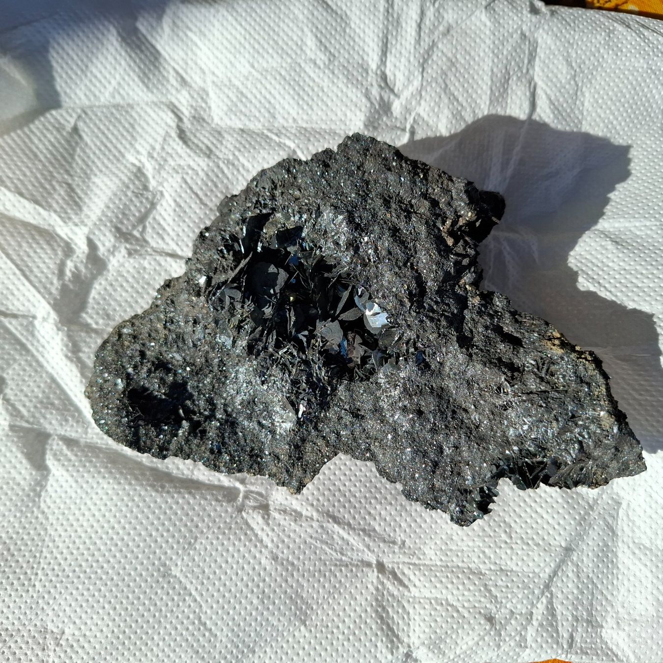 Minerali & Pietre curative: Hämatit Rohstufe mit Petagon Pyriten – Nuovo (secondo la descrizione) da Pfäffikon ZH venduto da mrstone 1