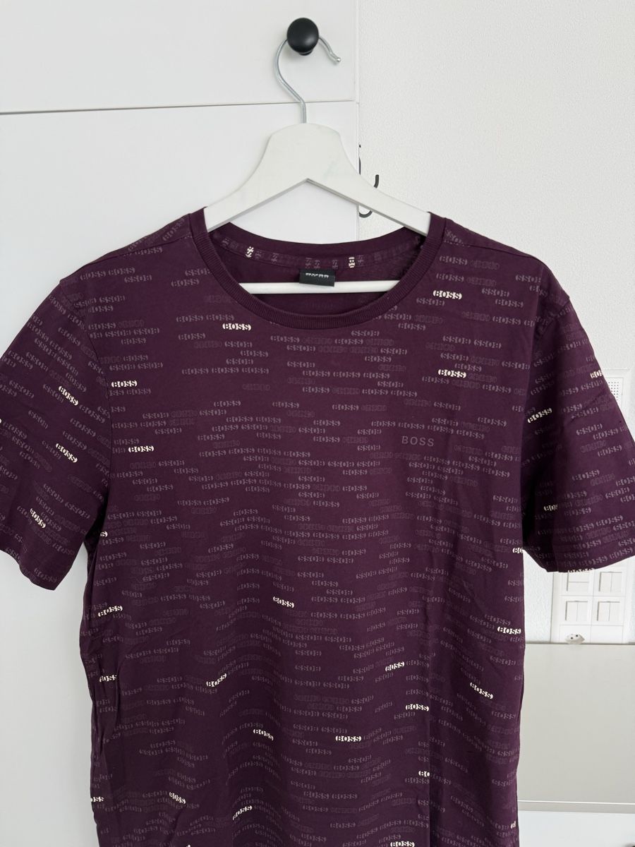 Hugo Boss T-shirt: Boss Tshirt – Nuovo (secondo la descrizione) da Zürich venduto da mel_87ct 1