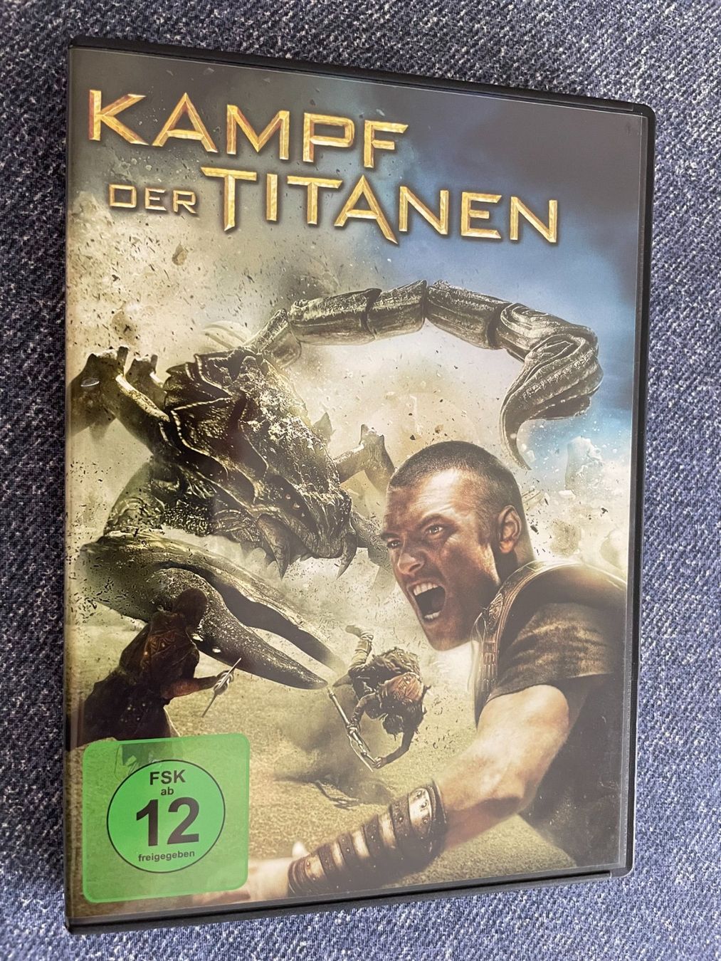 Tutti i DVDs: DVD - Kampf der Titanen – Usato da Zwingen venduto da Steff.B