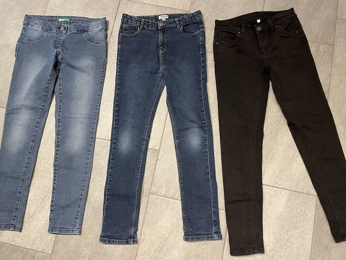 Lotti & Set di vestiti: Jeanspaket Mädchen – Usato da Leibstadt venduto da Dany603