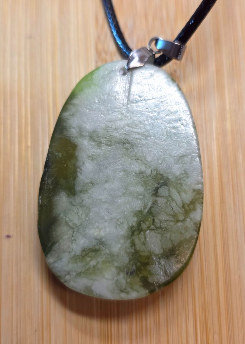 Minerali & Pietre curative: Grüne Jade Buddha Anhänger mit Kette B – Nuovo e nell'imballaggio originale da Matzingen venduto da Shay_Crystalz 2