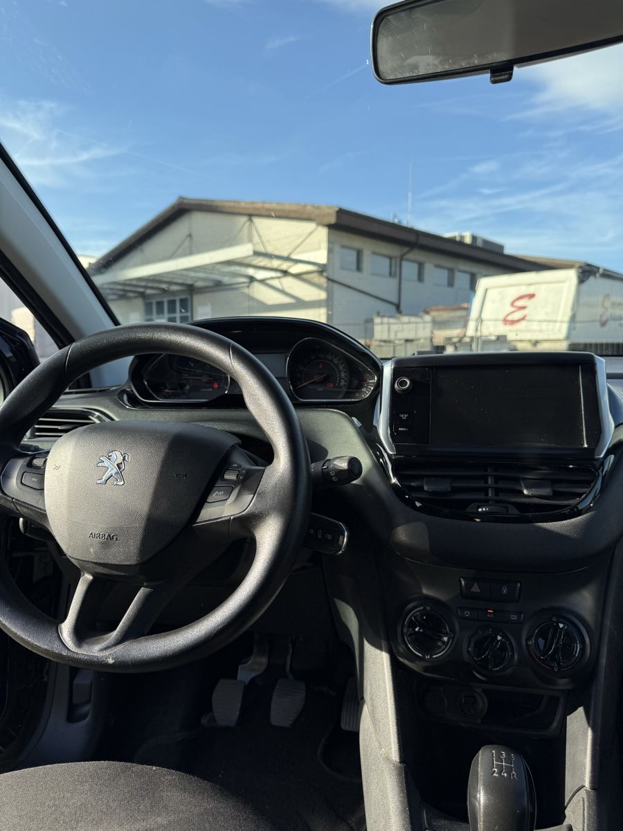Peugeot Automobili: Peugeot 208 – Usato da Bützberg venduto da fel_sv6t 5
