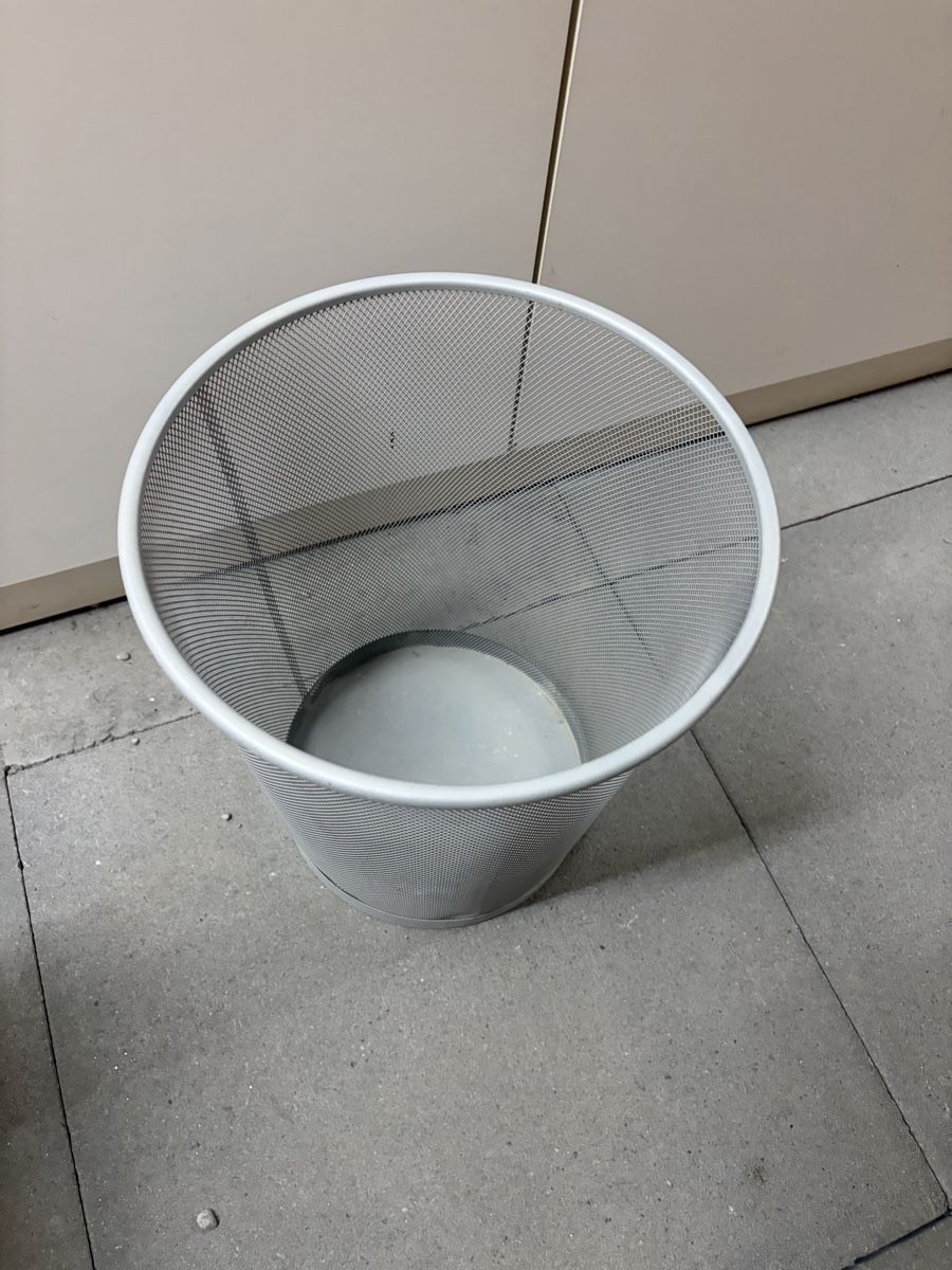 Altro per la casa: Papierkorb – Usato da Zürich venduto da oma_w5ss 3