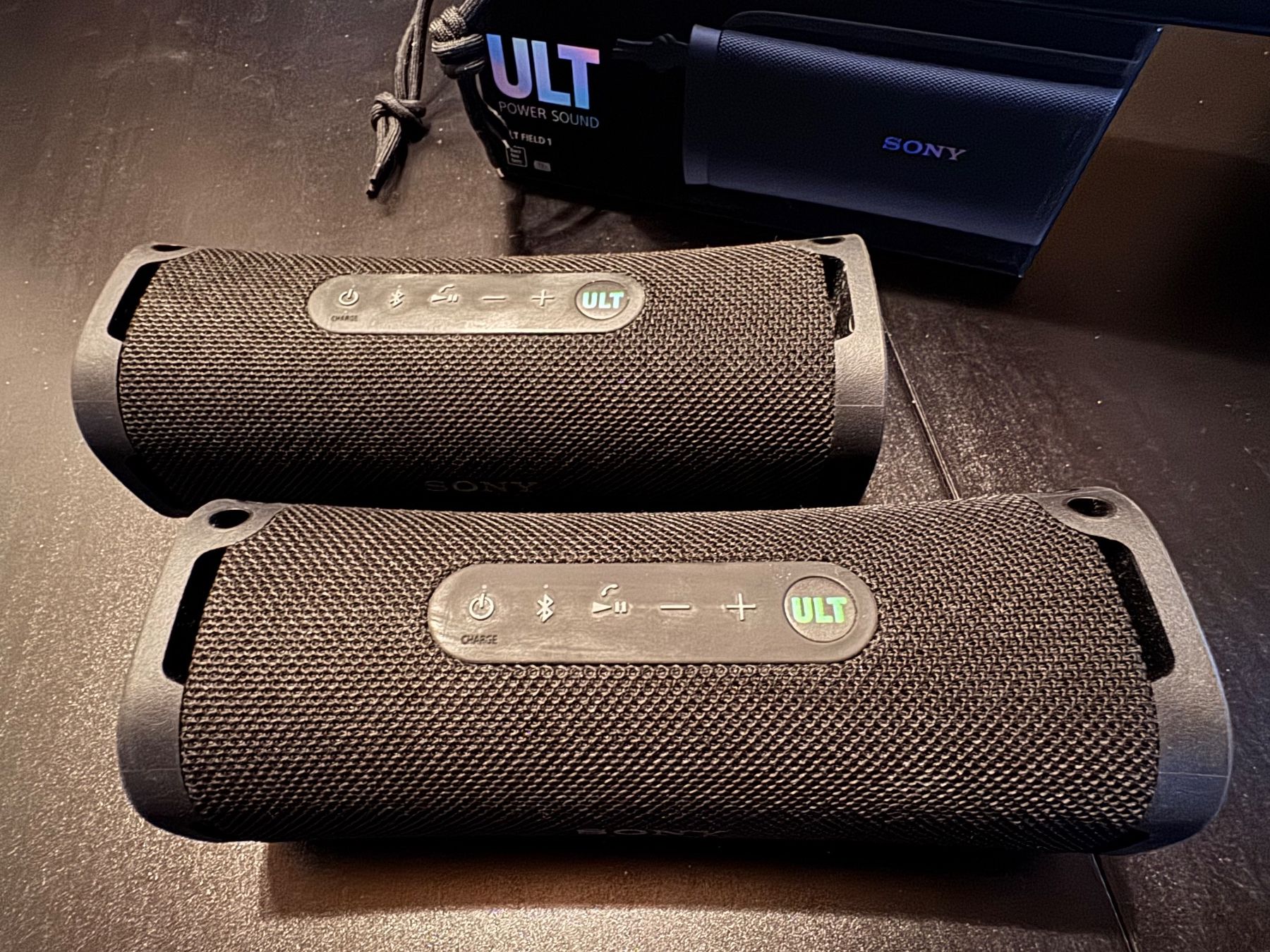 Sony Lautsprecher: 2 Enceintes Bluetooth SONY ULT FIELD 1 - Excellent état – Gebraucht aus St-Sulpice VD von nostronemo