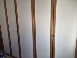 Kleiderschrank Holz weiss 6 Tueren gut erhalten