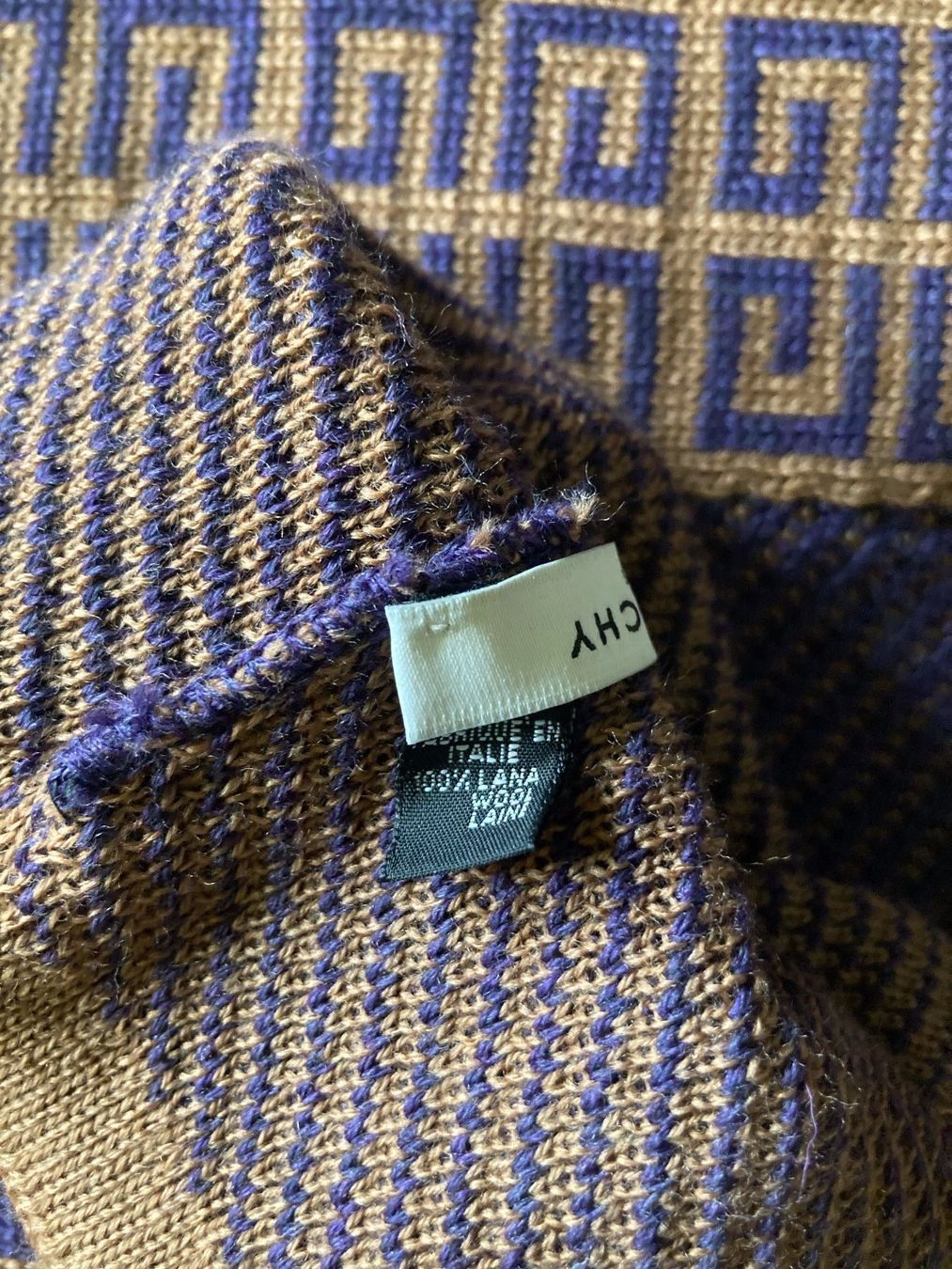 Givenchy Lotti di vestiti: Givenchy Schal und Mütze violett-braun – Nuovo (secondo la descrizione) da Unterseen venduto da amj_zz7j 2