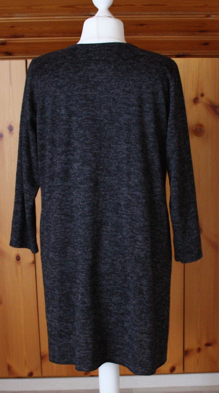 Vestiti: Kleid anthrazit  Gr. XL – Usato da Flüelen venduto da Diversicum-Curvy 5