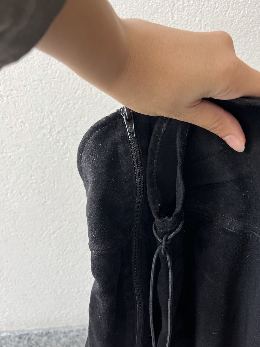 Damenschuhe: Knie hohe Stiefel  – Gebraucht aus Zürich von alyaneee 2