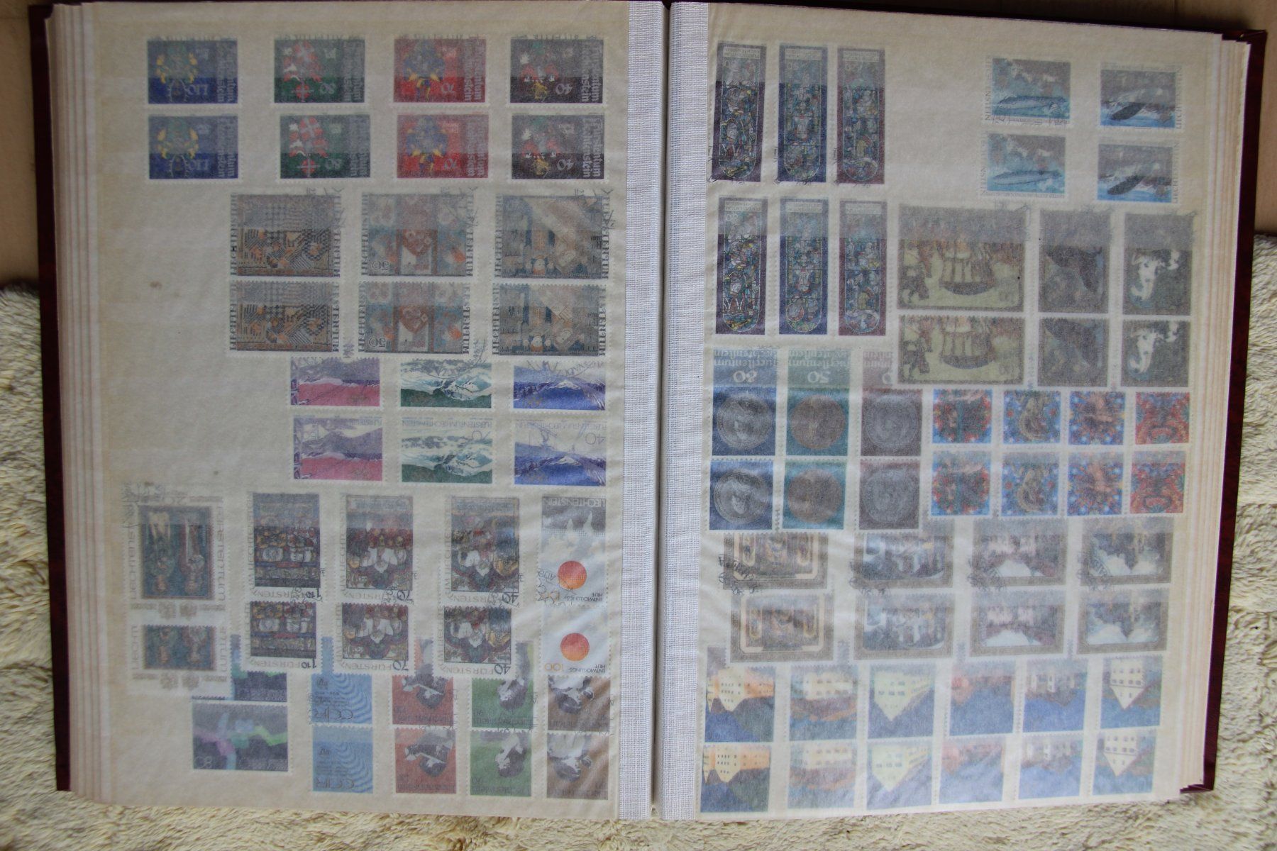 Alle Briefmarken: Sammlung Lichtenstein in rotem Album – Gebraucht aus Schlieren von Sternstunde2 3