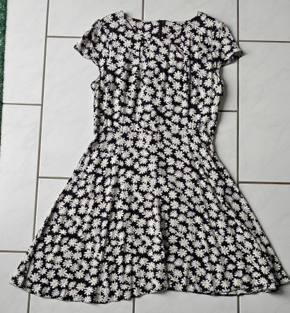 herrliches, leichtes Blumenkleid / Rock