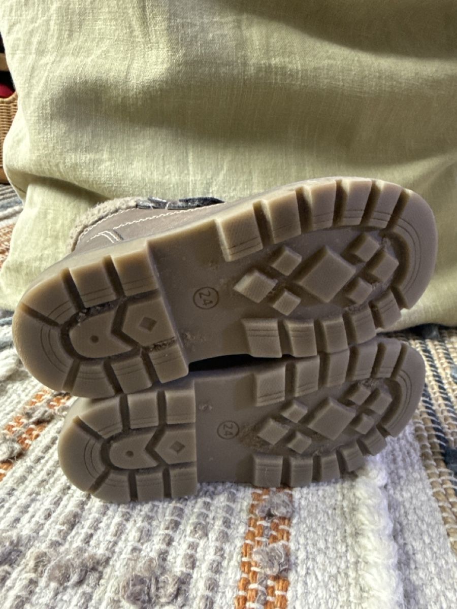 Chaussures garçon: Winterstiefel Gr. 23 – D'occasion à Muolen par Jassii97 2
