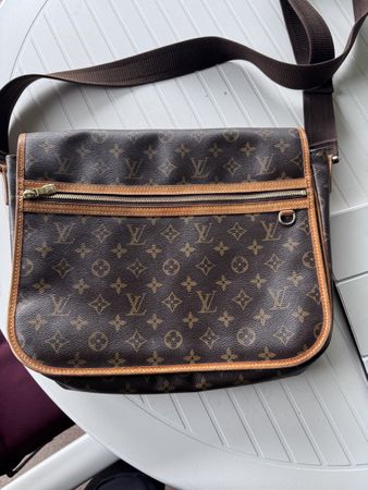 Umhängetasche Louis Vuitton Monogram Canvas guter Zustand