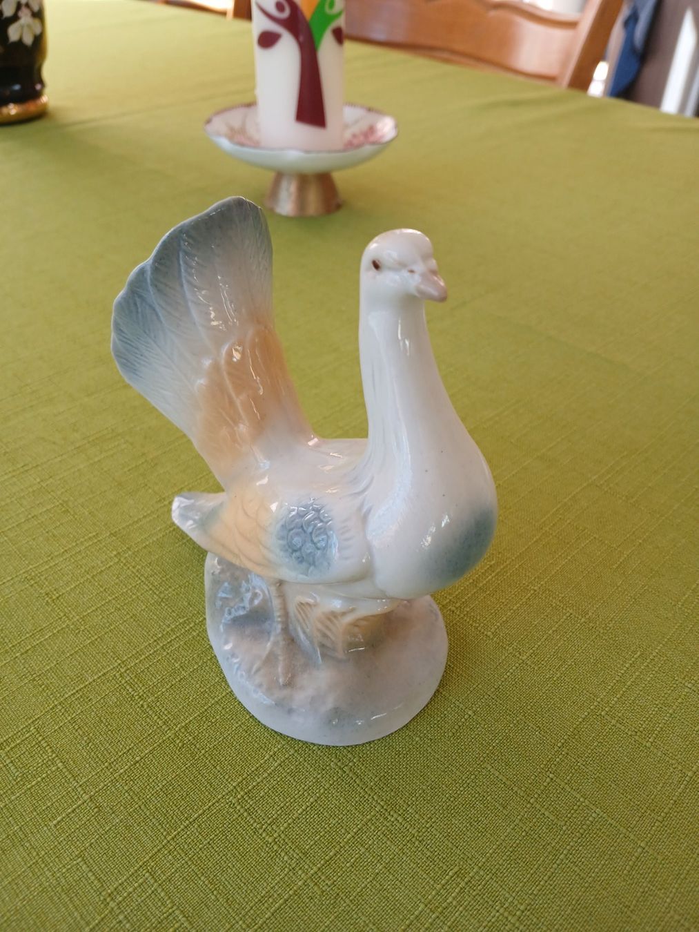 Figuren: Porzellan-Figur >>Taube<< – Gebraucht aus Hinwil von Unglaubliche-Treffer 1