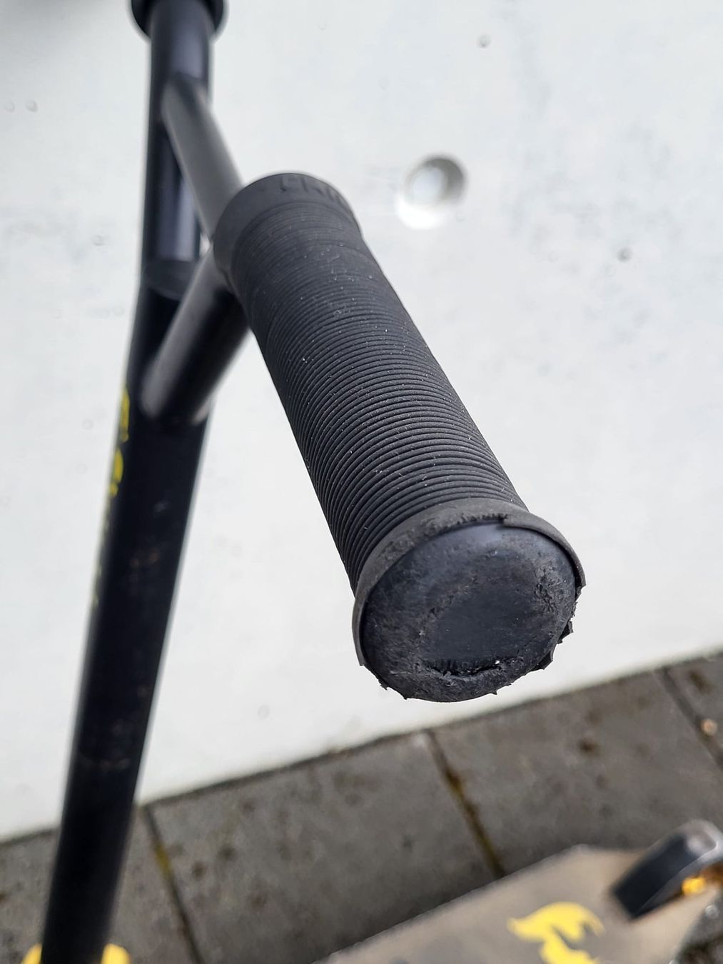 Chilli Kickboard: CHILLI PRO SCOOTER schwarz/gold – Usato da Urdorf venduto da Danii5 2