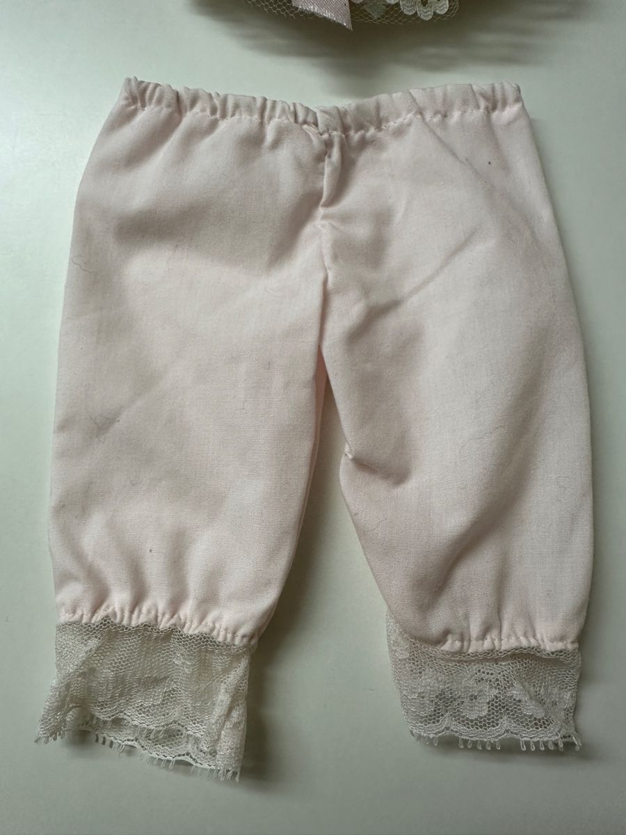 Poupées: Puppenkleid 3er Garnitur – D'occasion à Therwil par jas_vpt8 3