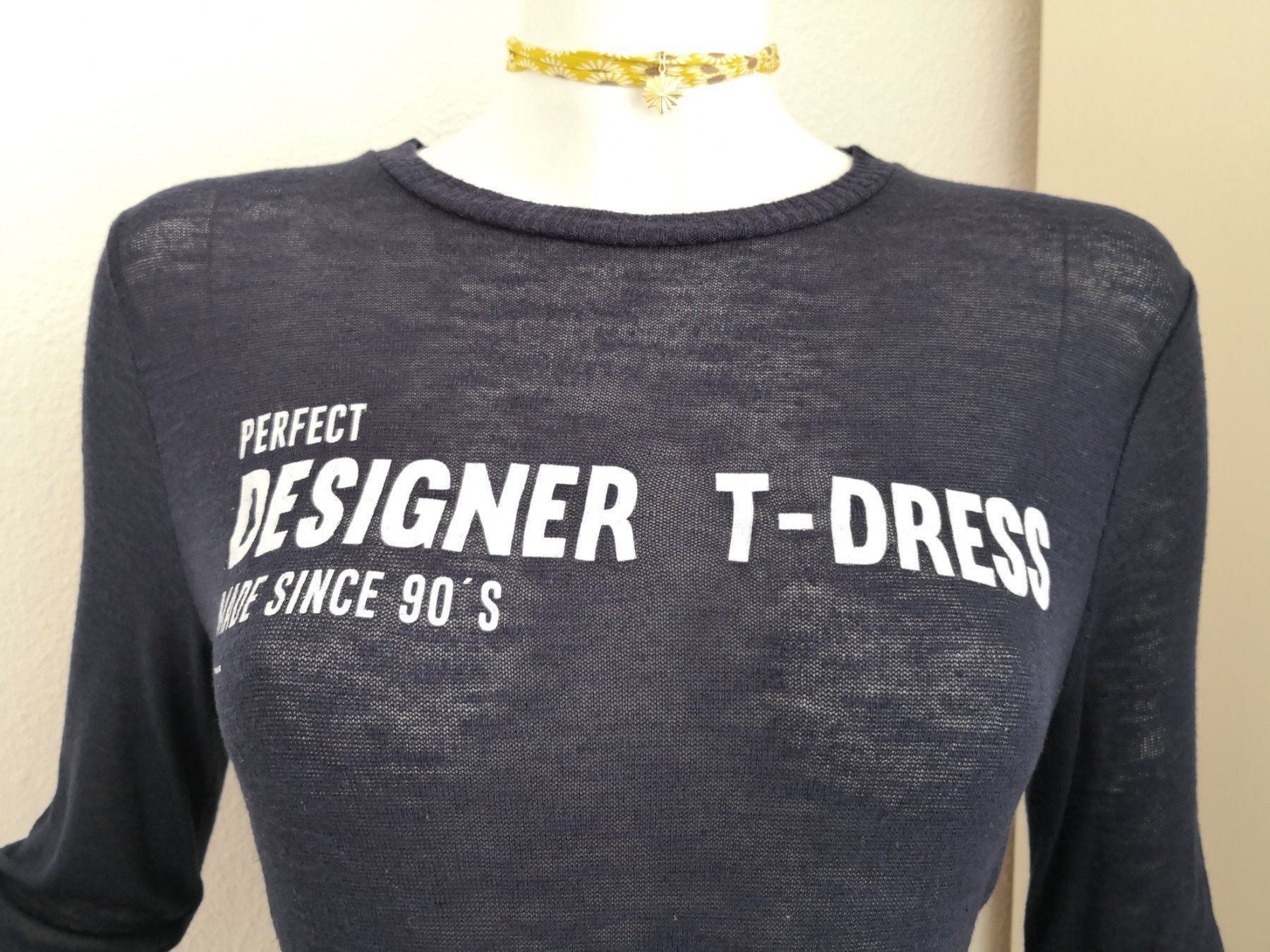Mango Kleider: 🤩MANGO LANGARM STRICK-PULLOVER-KLEID BLAU&DRUCK & ARMANI P. – Gebraucht aus Olten von Naja-Twins-Twins 4