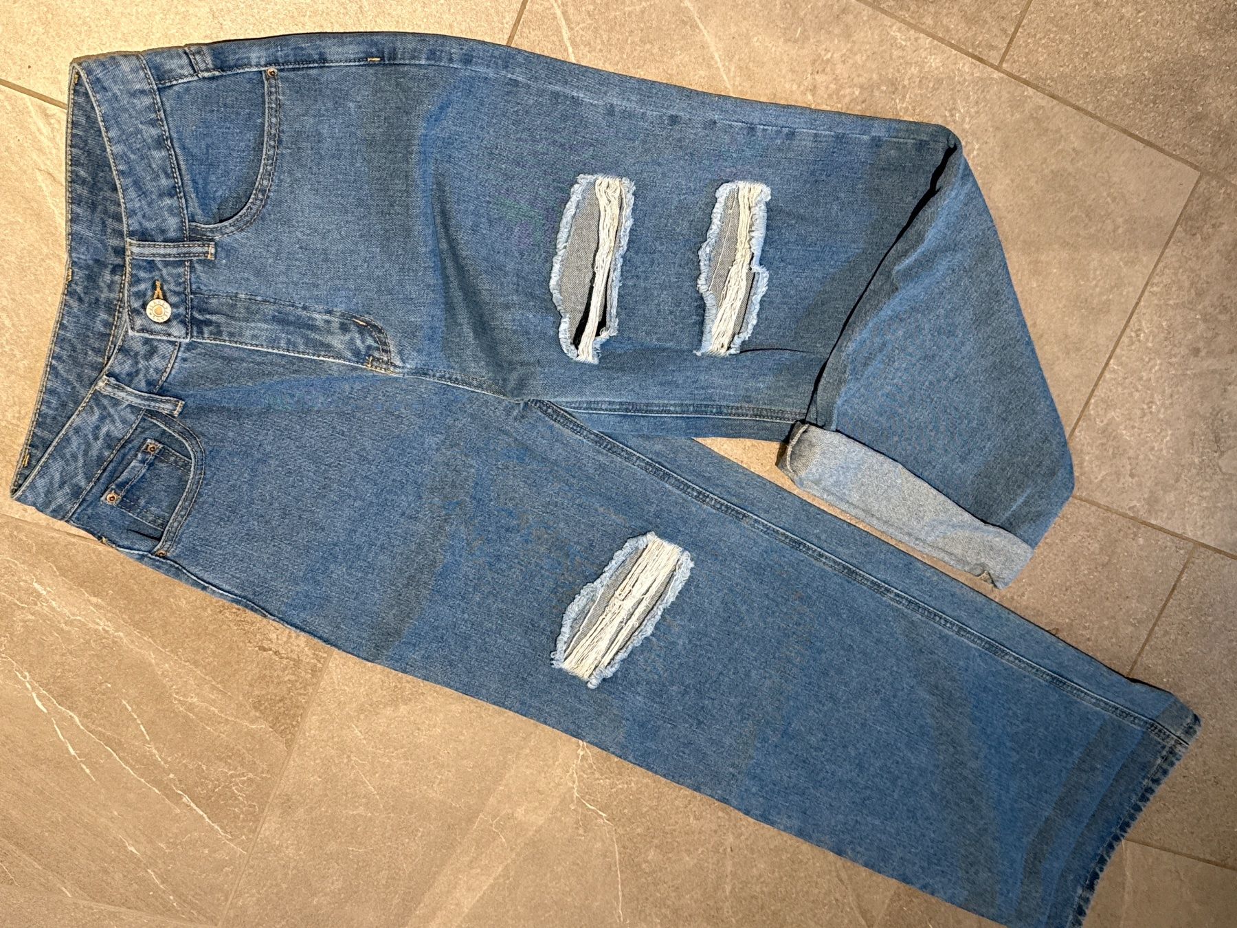 Shein Jeans: Damen Jeans SHEIN, Gr. 36 – D'occasion à Amriswil par used2use