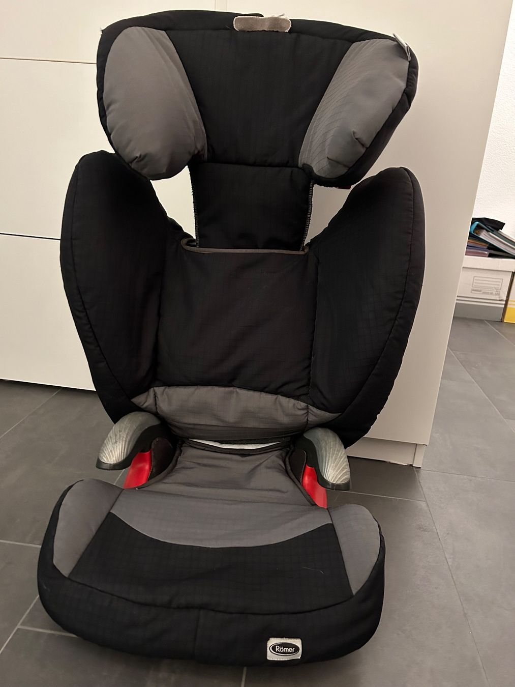 Sièges auto: Römer Kindersitz Kid plus 15-36 kg – D'occasion à Unterstammheim par kenridge