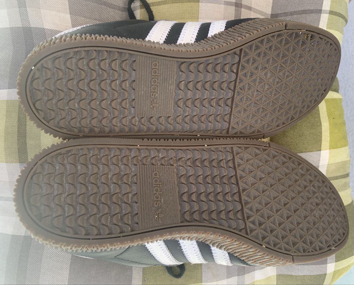 Adidas Scarpe da donna: ADIDAS SAMBA Große  40 2/3 – Usato da Obfelden venduto da montes50 3