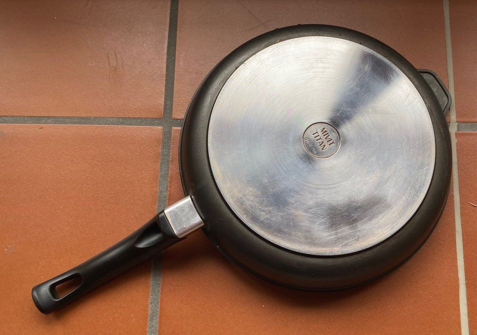 Migros Padelle: Bratpfanne Titan – Usato da Orselina venduto da Vrenegonde 1