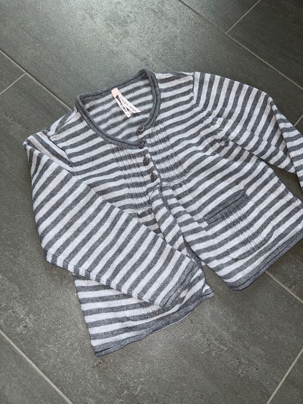 Maglioni & Felpe: Strickjacke Cadet Rousselle 92/98 – Usato da Safenwil venduto da 2hand_aber_wertvoll