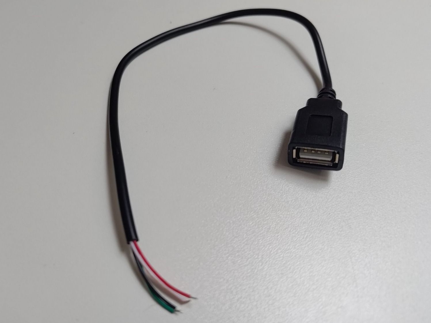 Kabel: USB Buchse / 4 Drähte / 0.3 m Kabel – Neu und originalverpackt aus Liestal von Kratzilla