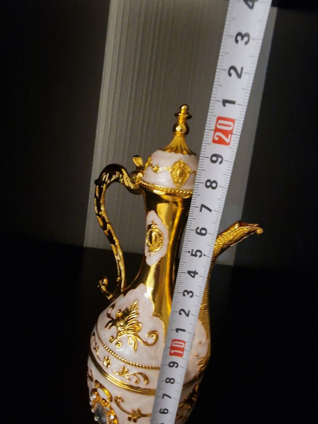 Teiere: Petite théière décorative – Usato da La Chaux-de-Fonds venduto da Ric_m628 1