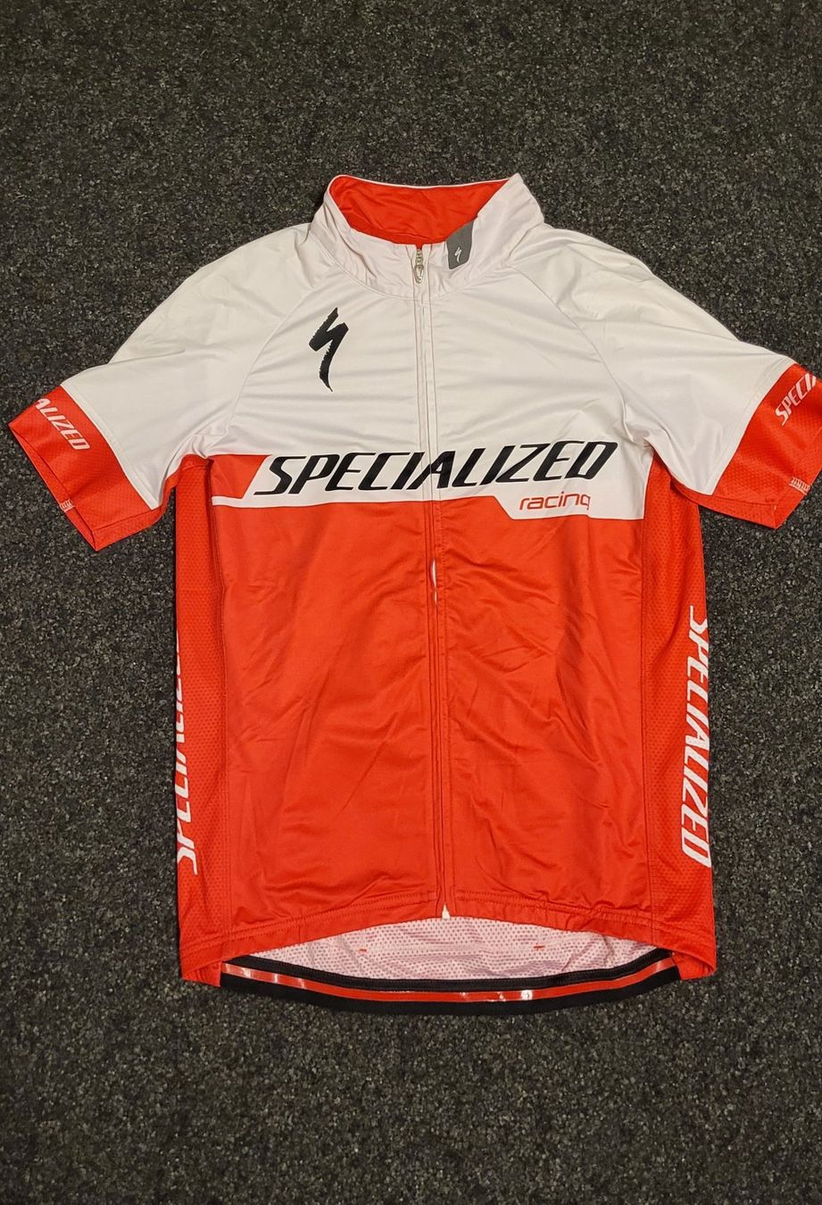 Specialized Leibchen & Hosen: Specialized Expert Jersey, Grösse M – Gebraucht aus Kirchlindach von