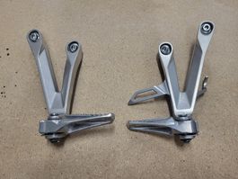 HONDA CBR600RR (PC69) Fussrasten Sozius OEM