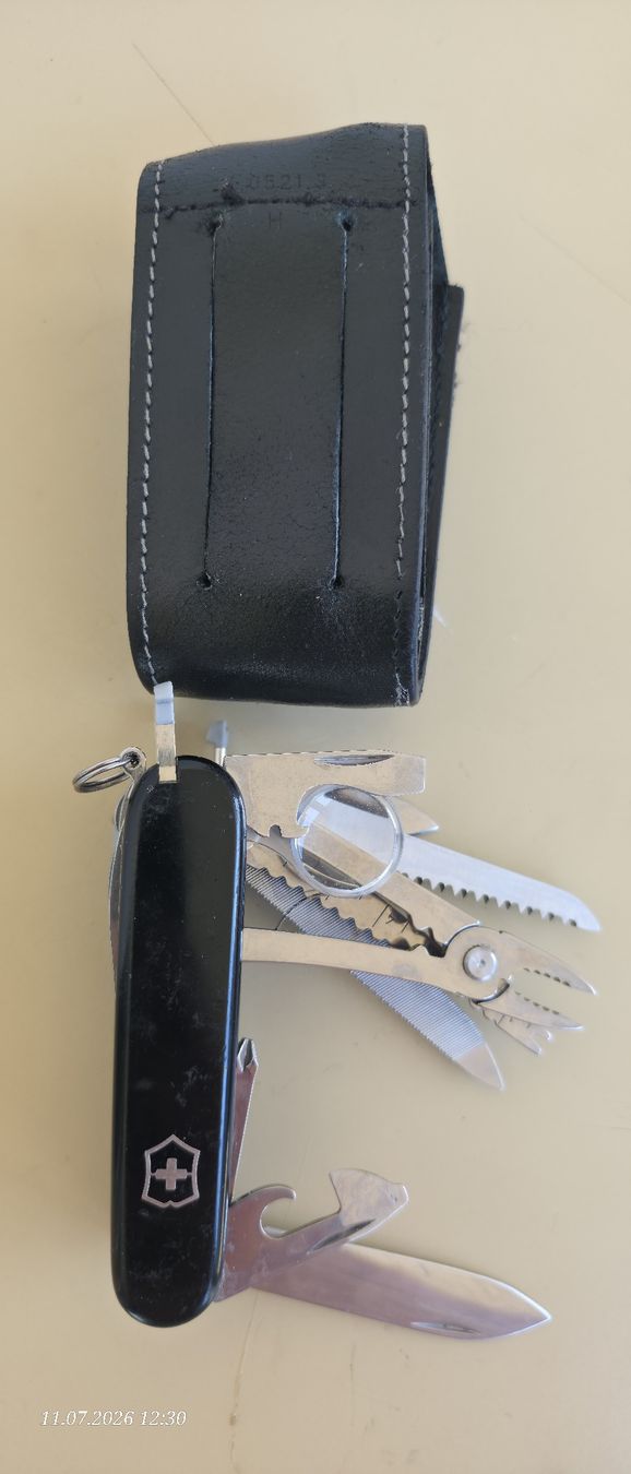 Victorinox Taschenmesser: Viktorinox – Gebraucht aus Utzenstorf von Neukomm23 3