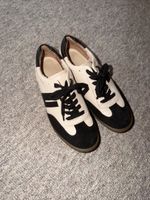 Turnschuhe grösse 40