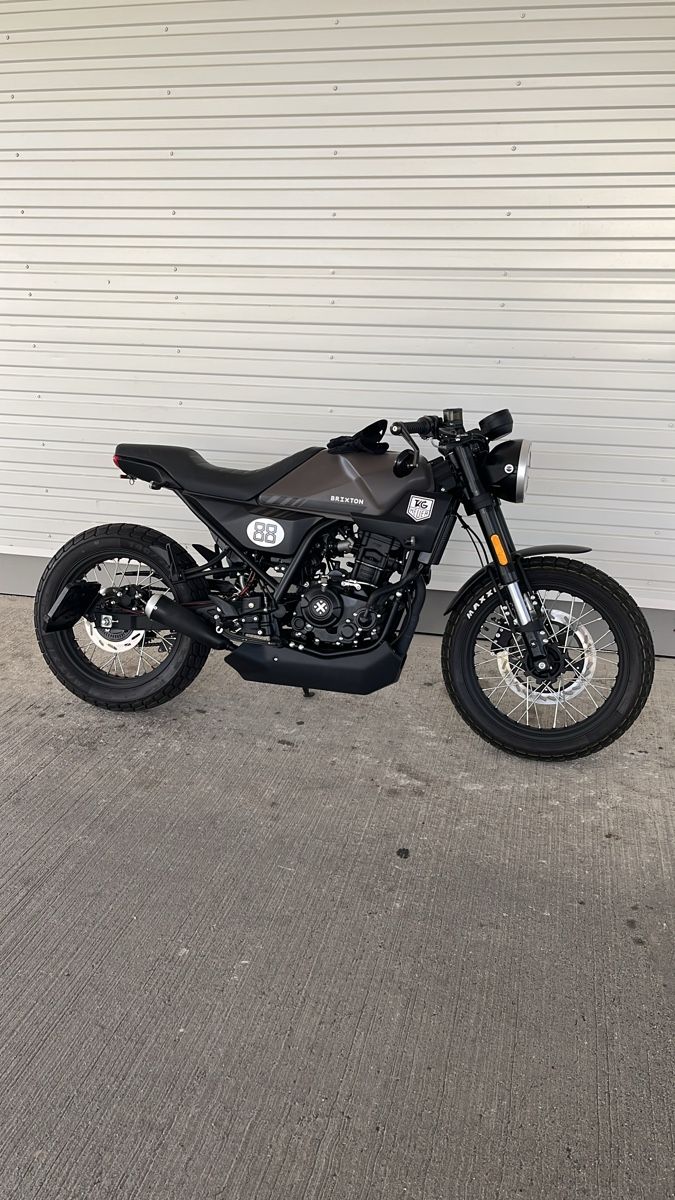 Brixton Motorcycles Altro: 125ccm Brixton Crossfire 125 LC – Nuovo (secondo la descrizione) da Rapperswil BE venduto da blackwaterswiss