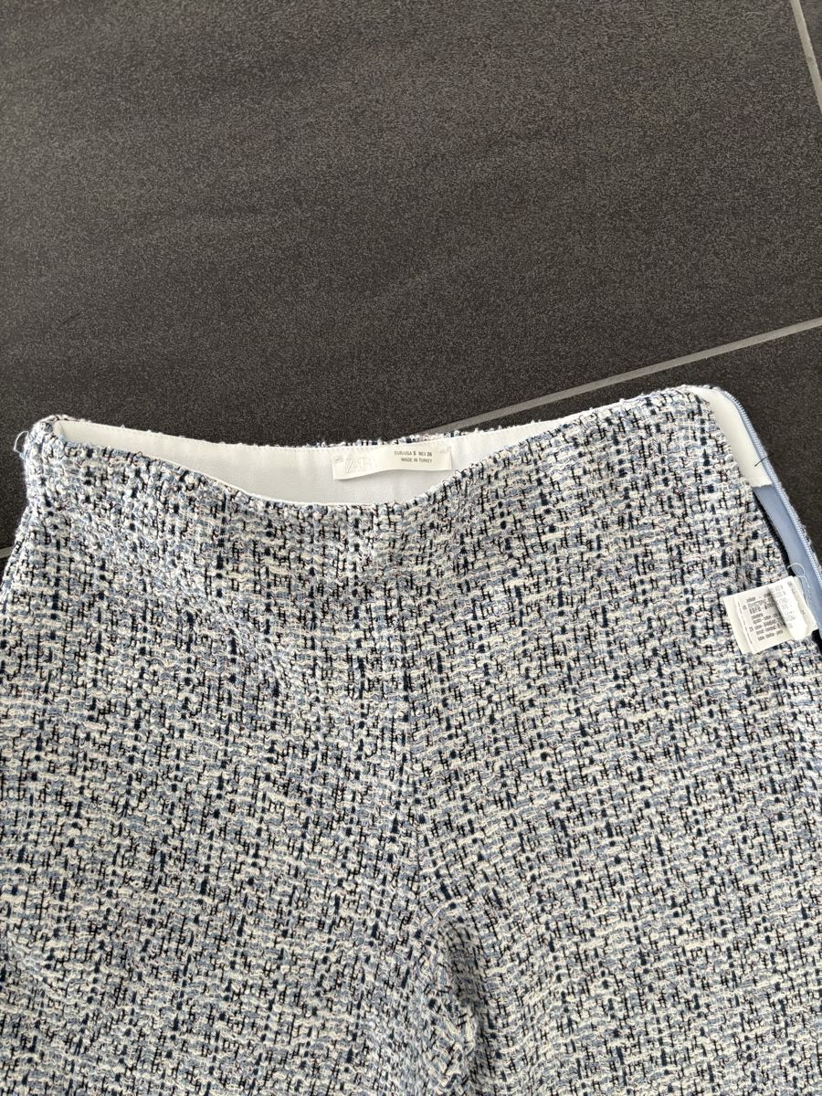 Zara Pantaloni: ZARA TWEED-SCHLAGHOSE – Nuovo (secondo la descrizione) da Kreuzlingen venduto da MFabiana 1