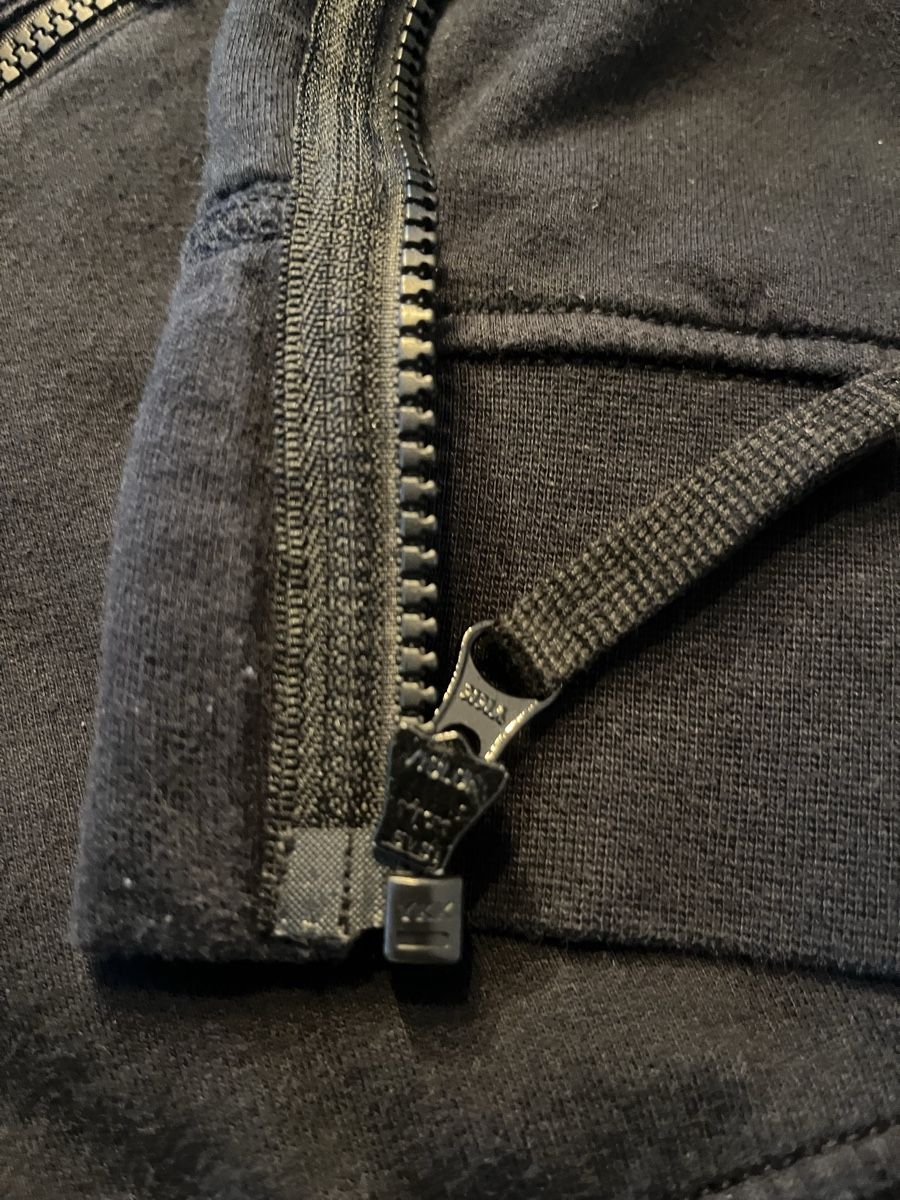 Stone Island Maglioni & Felpe: Stone Island Hoody – Usato da Oberwil BL venduto da Babylon0 5