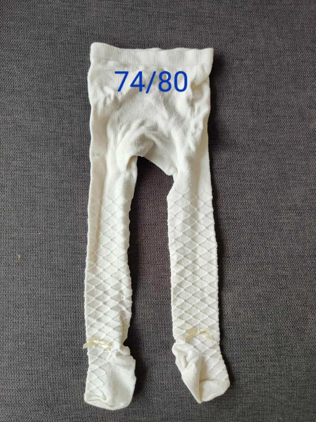 Altro abbigliamento: Gr. 74/80 Strumpfhose mit Schleifen – Usato da Sursee venduto da lou19
