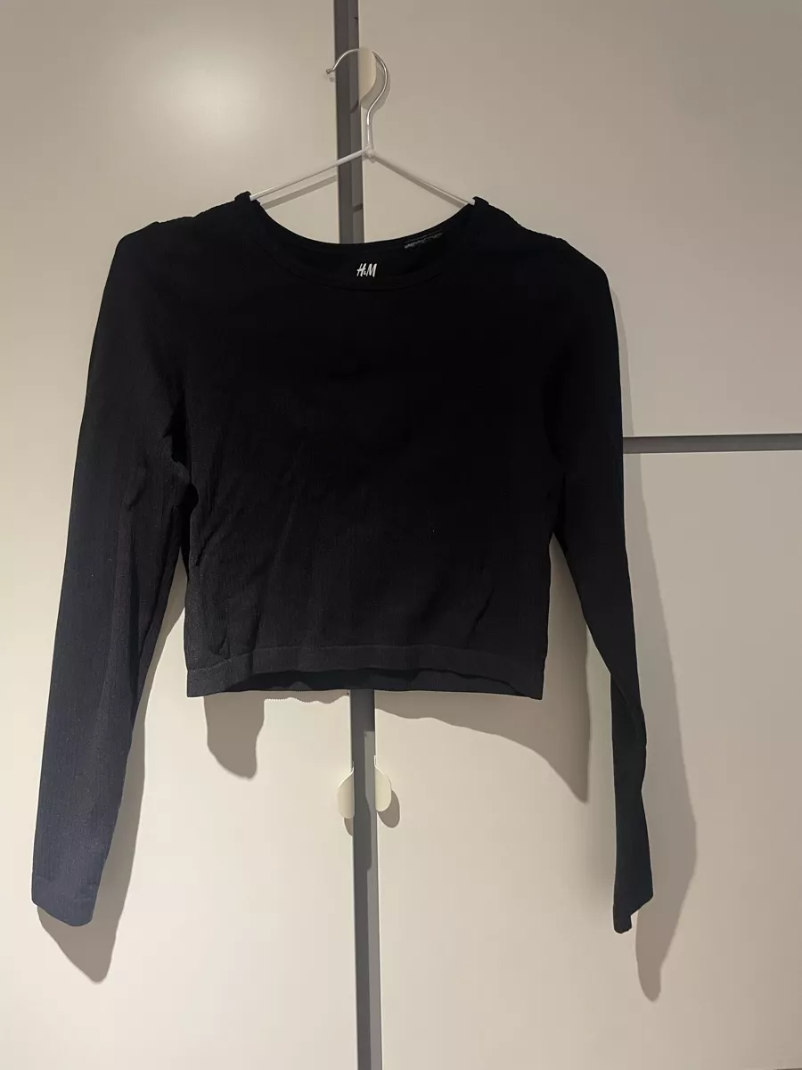 H&M Pulls & Sweat-shirts: Pullover  – Neuf (Voir description) à Schüpfen par ani_gj8r