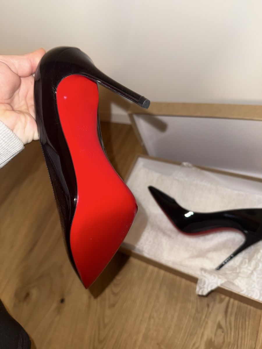 Christian Louboutin Scarpe da donna: High Heel zu verkaufen – Nuovo e nell'imballaggio originale da Teufen AR venduto da girl_068 2