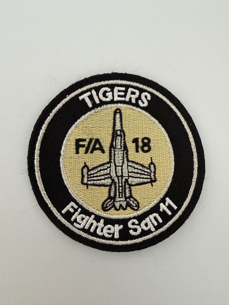 Schweizer Armee Plaketten & Abzeichen: Fighter Squadron 11 patch  – Gebraucht aus Chamoson von Lio_Rey