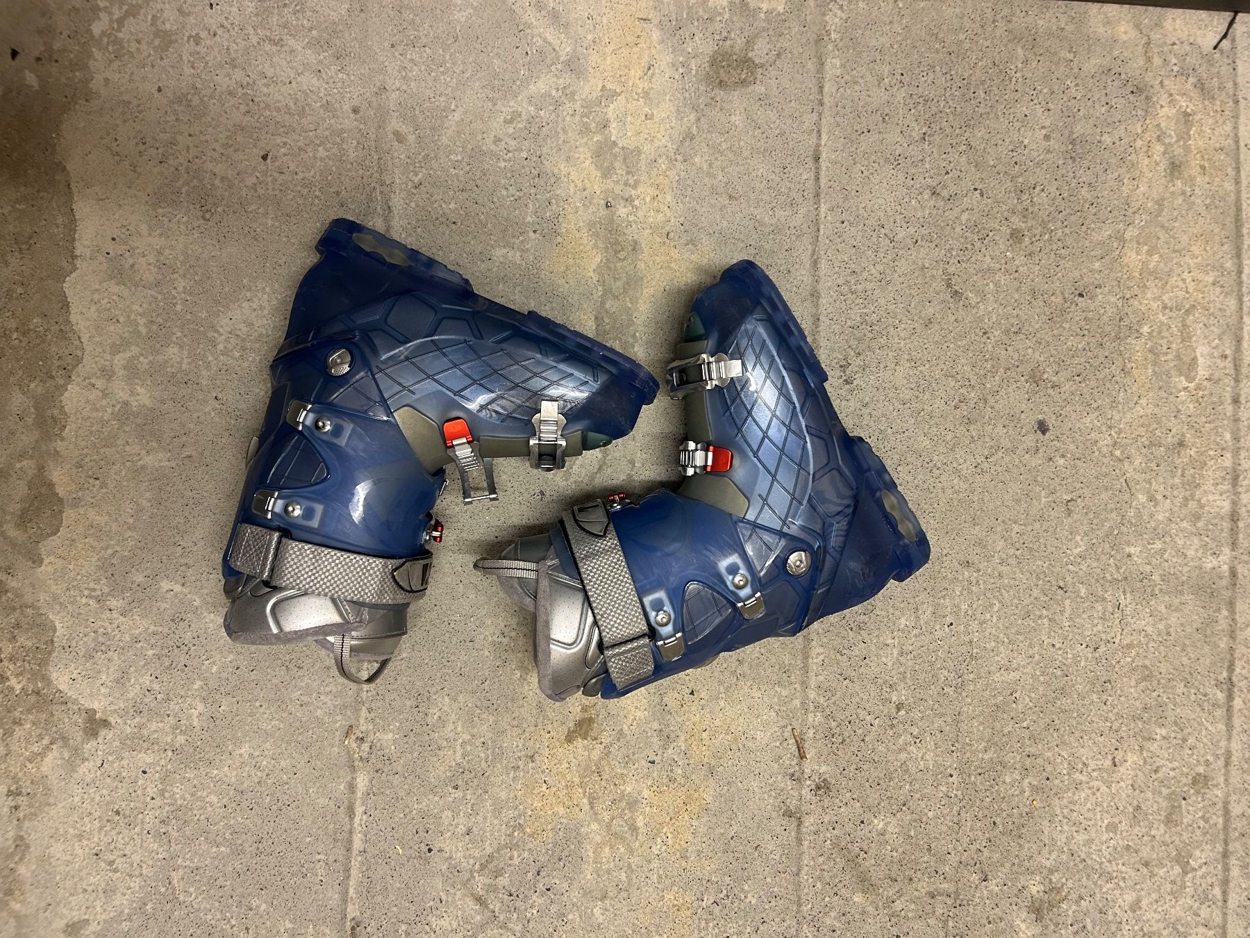 Scarpe da uomo: Chaussures de Ski Tecnica – Usato da Chavannes-près-Renens venduto da coraliebanuls 3