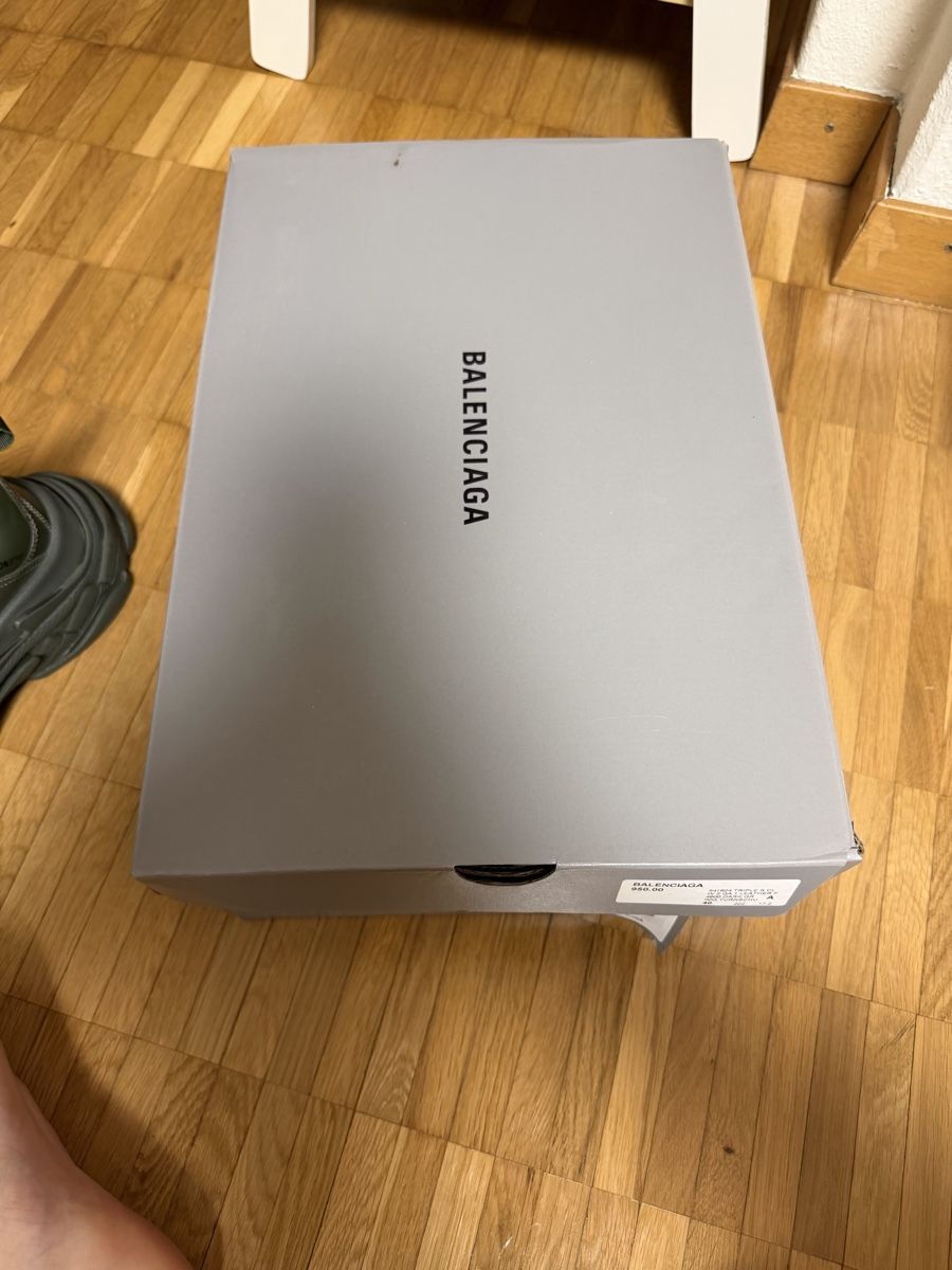 Balenciaga Scarpe da uomo: Balenciaga Triple S Size 40  – Nuovo (secondo la descrizione) da Schlieren venduto da jjfernandes99 5