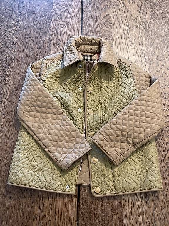 Burberry Giacche & Cappotti: Burberry Kinder Jacke, Top Zustand – Usato da Thalwil venduto da vverinha 1