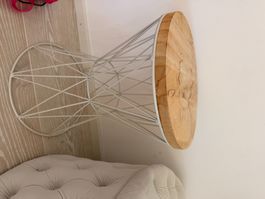 Table d'appoint plateau bois, pied metal blanc