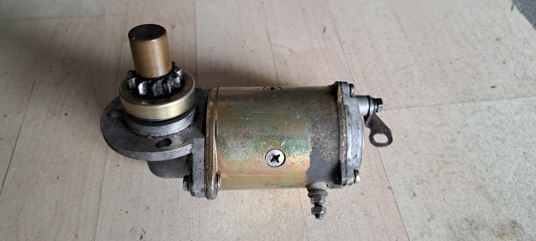 Vespa Tutti pezzi di ricambio per scooter: Vespa PIAGGIO Anlasser – Usato da Füllinsdorf venduto da Borgirosi 2